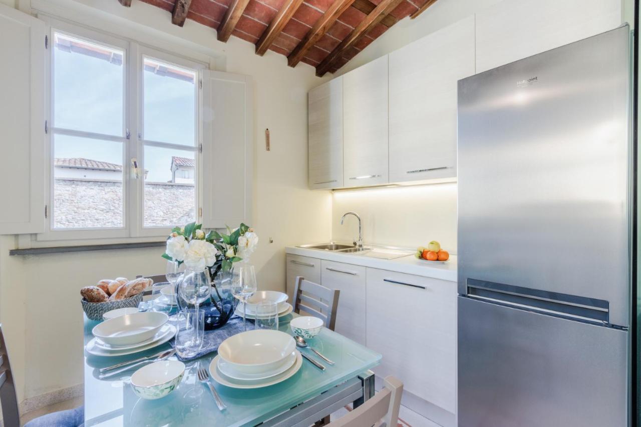 Helene Smart Flat With Elevator Inside Lucca Appartement Buitenkant foto